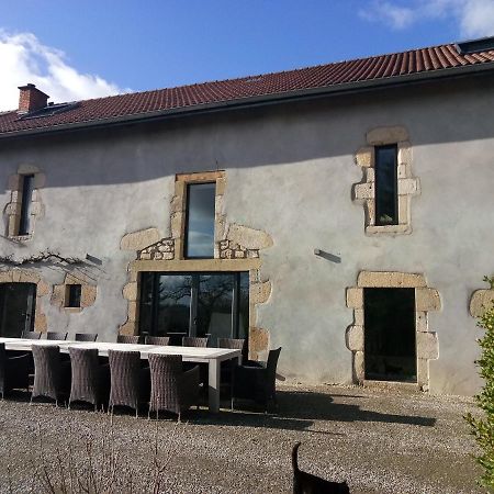 Chambres D'Hotes Quatre Mains Saint-Priest-des-Champs Eksteriør bilde